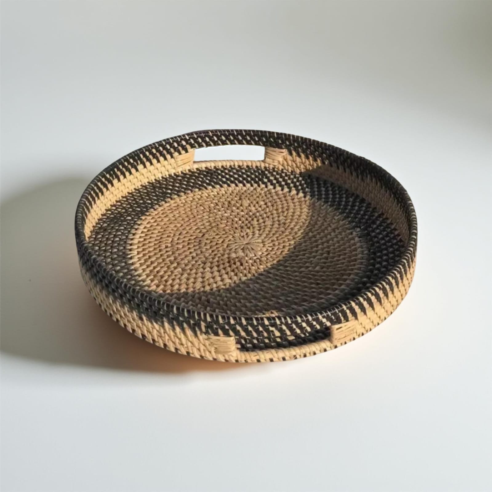 "Beo" Woven Tray